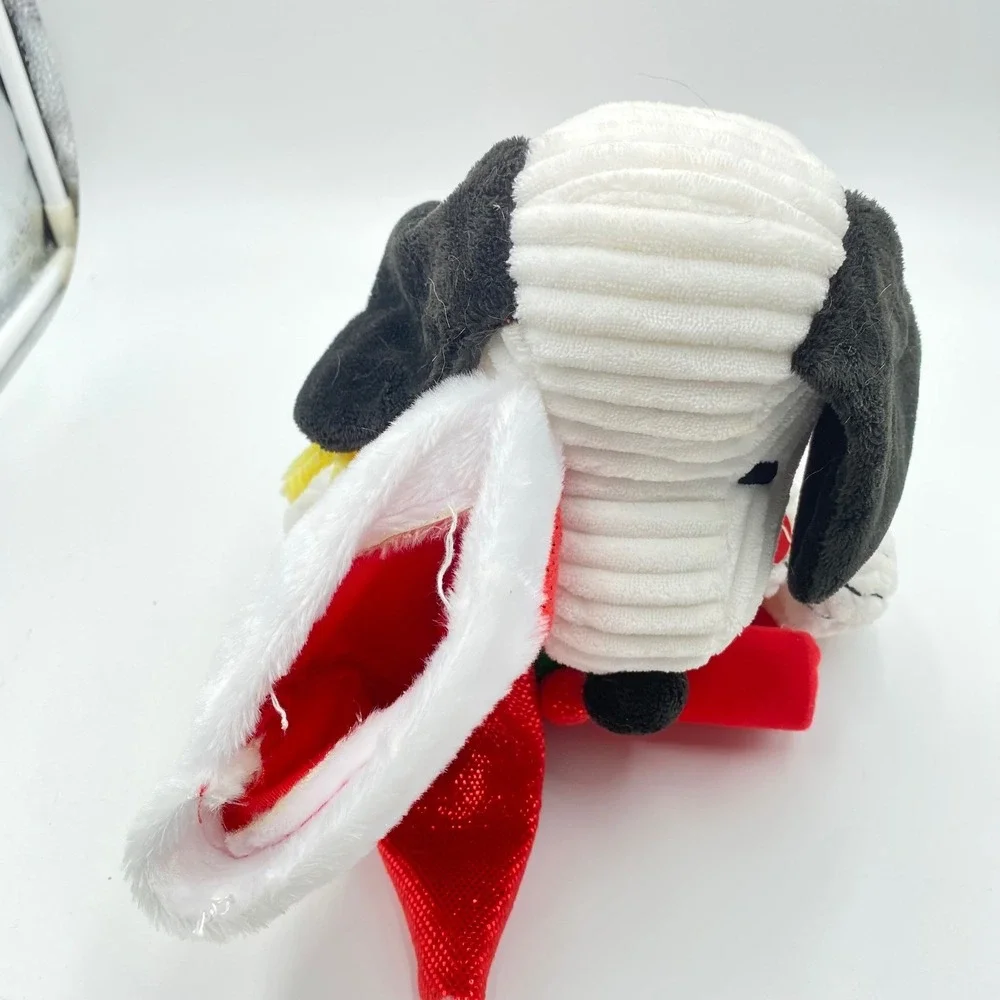 Snoopy & Woodstock Christmas Plush Sledding Holiday Peanuts Santa Hat Sled Works